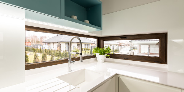 Puertas y Ventanas Insonorizadas de Aluminio / PVC en Barcelona · Aislamiento del Frío y del Calor