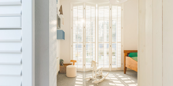 Puertas y Ventanas Insonorizadas de Aluminio / PVC en Barcelona · Contraventanas y Persianas a Medida
